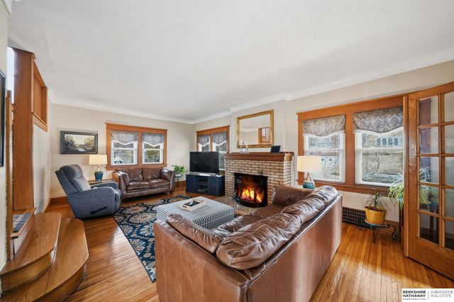 2142 Lake Street, Lincoln, NE 68502