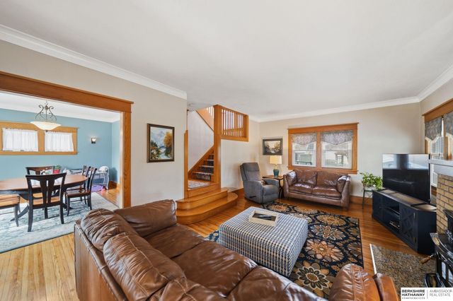 2142 Lake Street, Lincoln, NE 68502