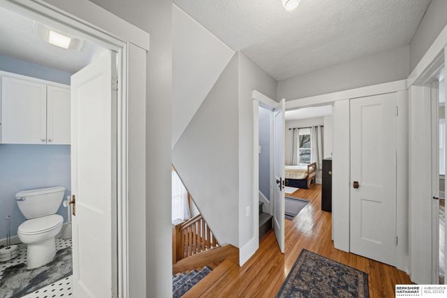 2142 Lake Street, Lincoln, NE 68502