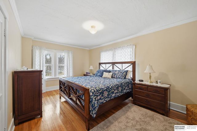 2142 Lake Street, Lincoln, NE 68502