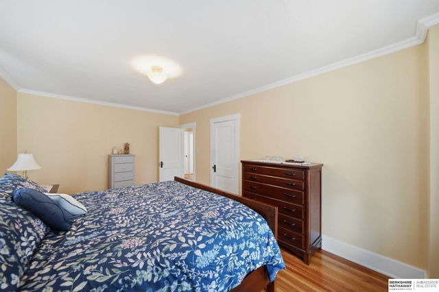 2142 Lake Street, Lincoln, NE 68502