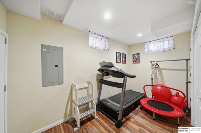 2142 Lake Street, Lincoln, NE 68502