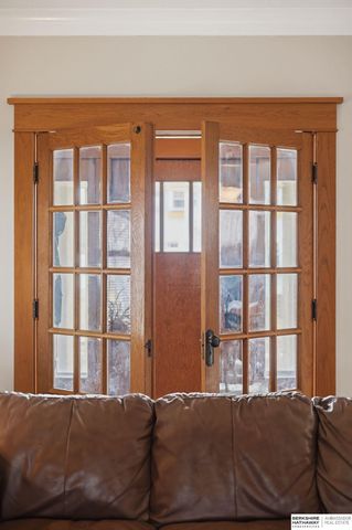 2142 Lake Street, Lincoln, NE 68502