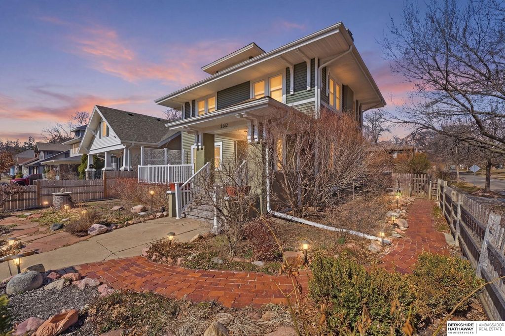 2142 Lake Street, Lincoln, NE 68502