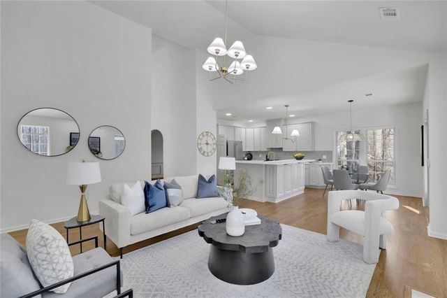 4220 Delamar Drive, Cumming, GA 30041