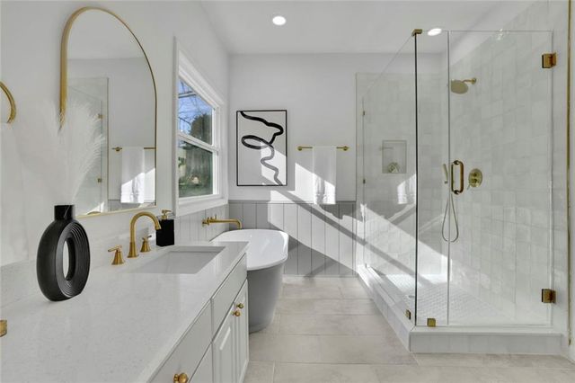 4220 Delamar Drive, Cumming, GA 30041