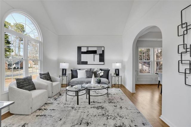 4220 Delamar Drive, Cumming, GA 30041