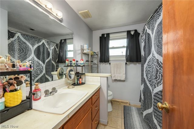 1810 W 26th Street, Lorain, OH 44052