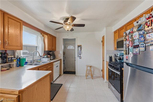 1810 W 26th Street, Lorain, OH 44052