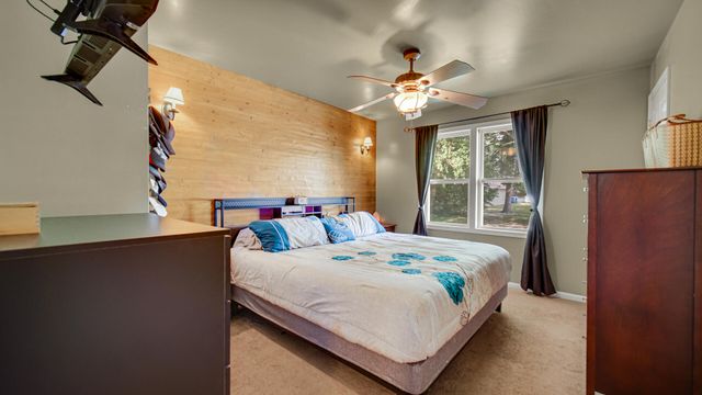 1113 Begonia Street SE, Demotte, IN 46310