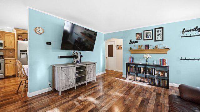 1113 Begonia Street SE, Demotte, IN 46310