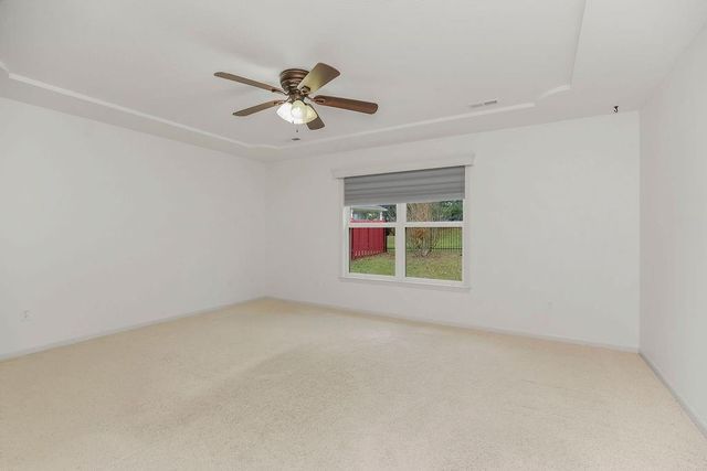 860 Meadowlark Court, Lansing, KS 66043