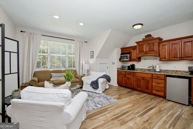 111 Meadowlark Trace, Peachtree City, GA 30269