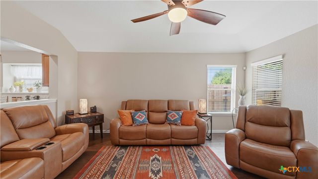 2122 Dragon Trail, New Braunfels, TX 78130