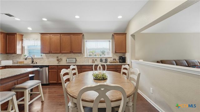 2122 Dragon Trail, New Braunfels, TX 78130