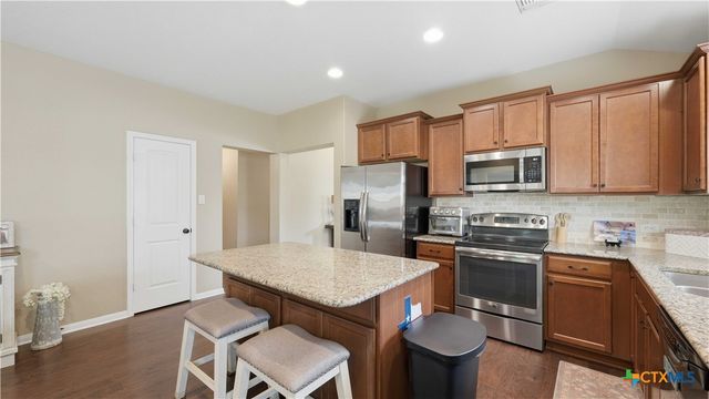 2122 Dragon Trail, New Braunfels, TX 78130