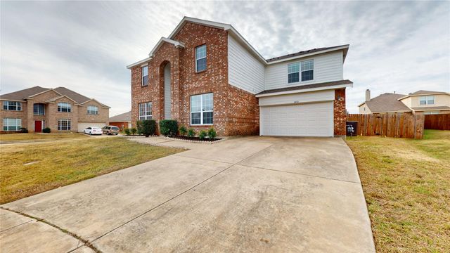 10172 Autumn Park Court, Fort Worth, TX 76140