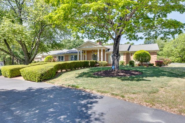 136 Club Drive, Simpsonville, SC 29681