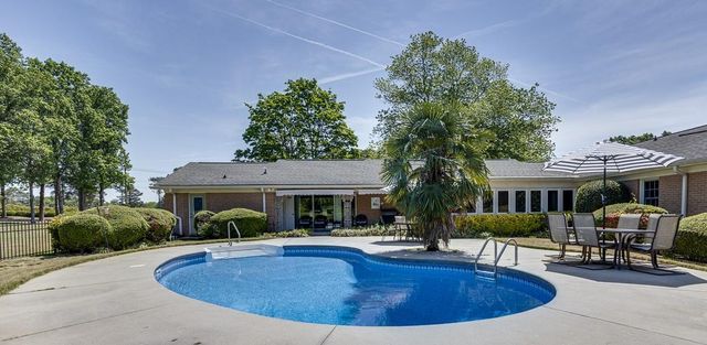 136 Club Drive, Simpsonville, SC 29681