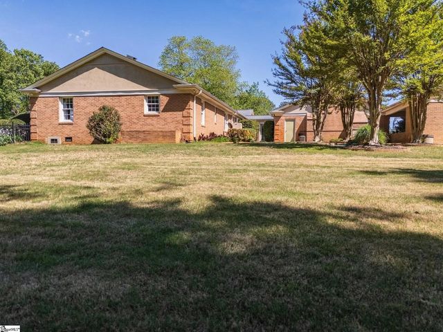 136 Club Drive, Simpsonville, SC 29681