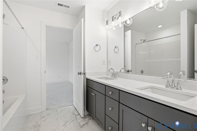 5293 Grasston Dr, Quinton, VA 23141