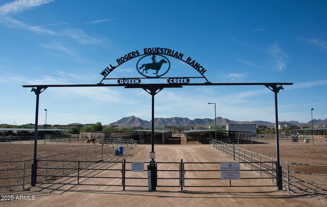 20212 E APPALOOSA Drive, Queen Creek, AZ 85142