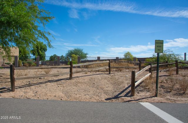 20212 E APPALOOSA Drive, Queen Creek, AZ 85142