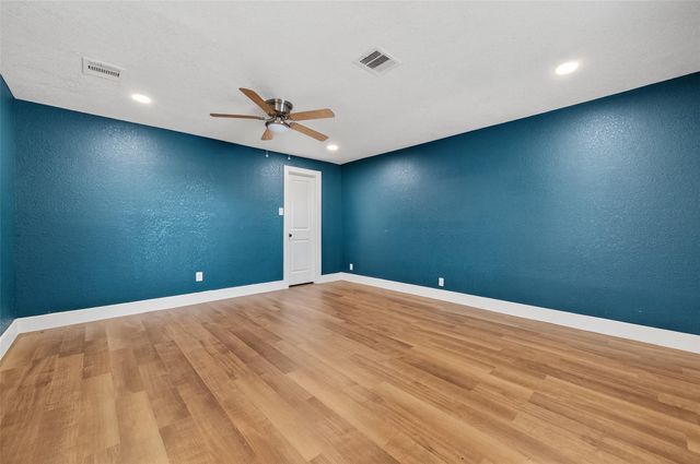 12989 Fm 359 Road, Hempstead, TX 77445