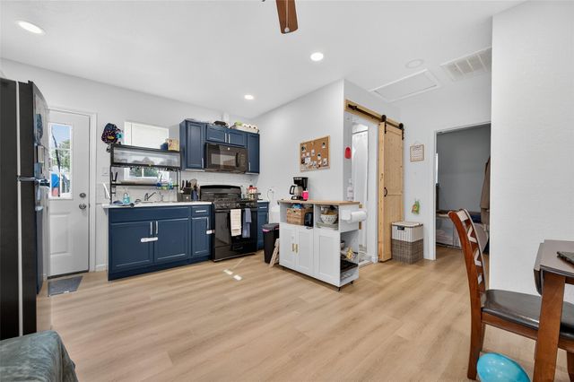 12989 Fm 359 Road, Hempstead, TX 77445