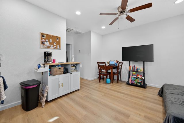 12989 Fm 359 Road, Hempstead, TX 77445