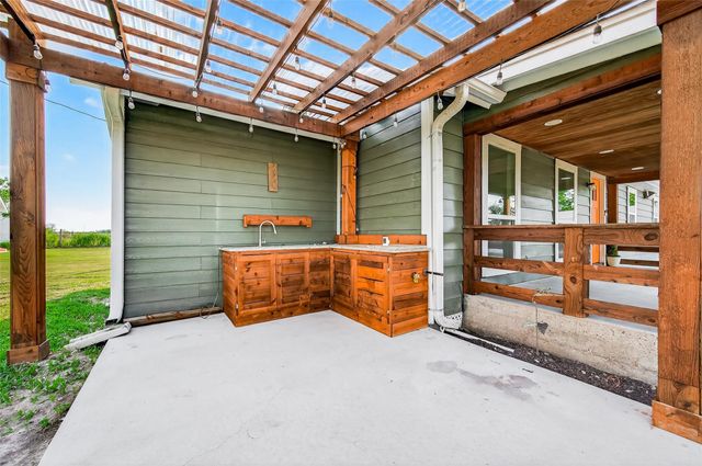 12989 Fm 359 Road, Hempstead, TX 77445