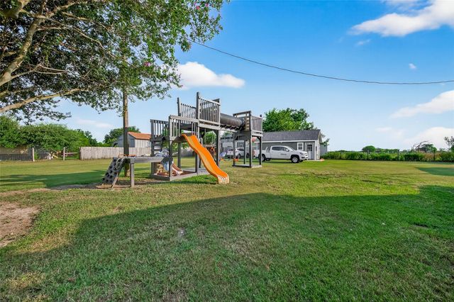 12989 Fm 359 Road, Hempstead, TX 77445