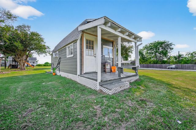 12989 Fm 359 Road, Hempstead, TX 77445