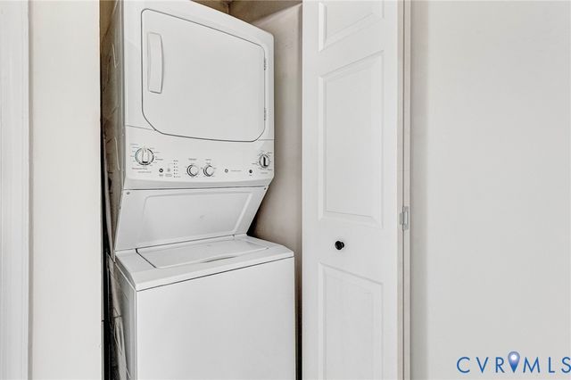 2257 High Bush Cir, Glen Allen, VA 23060