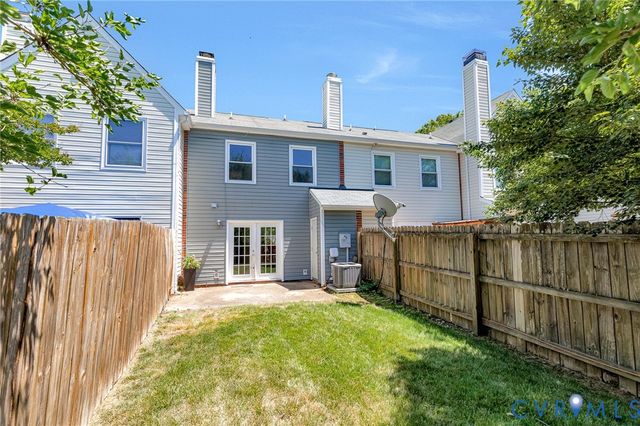 2257 High Bush Cir, Glen Allen, VA 23060