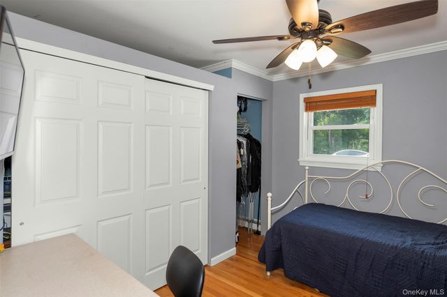 114 5th Street, Lindenhurst, NY 11757