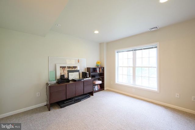 184 MAGNOLIA DR, Chester Springs, PA 19425