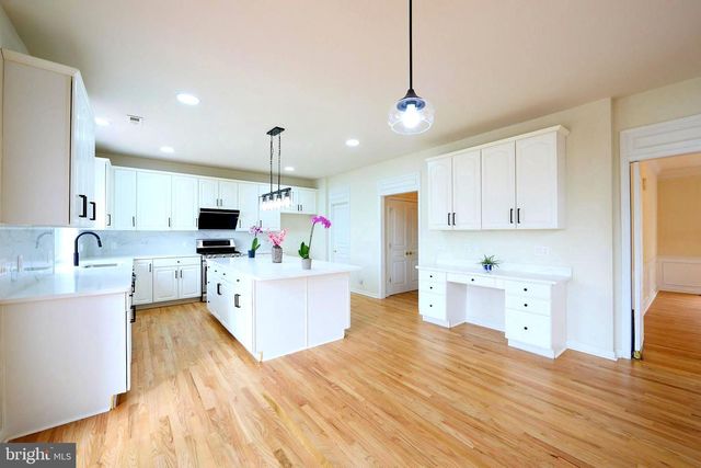184 MAGNOLIA DR, Chester Springs, PA 19425