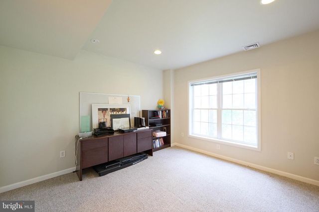 184 MAGNOLIA DR, Chester Springs, PA 19425