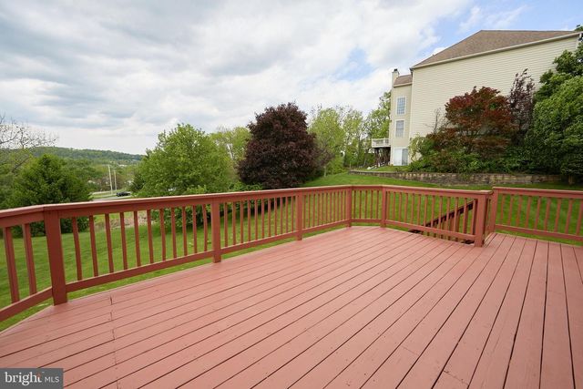 184 MAGNOLIA DR, Chester Springs, PA 19425