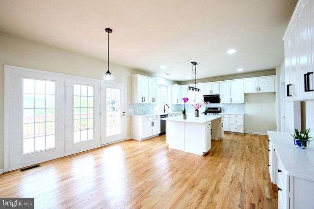 184 MAGNOLIA DR, Chester Springs, PA 19425