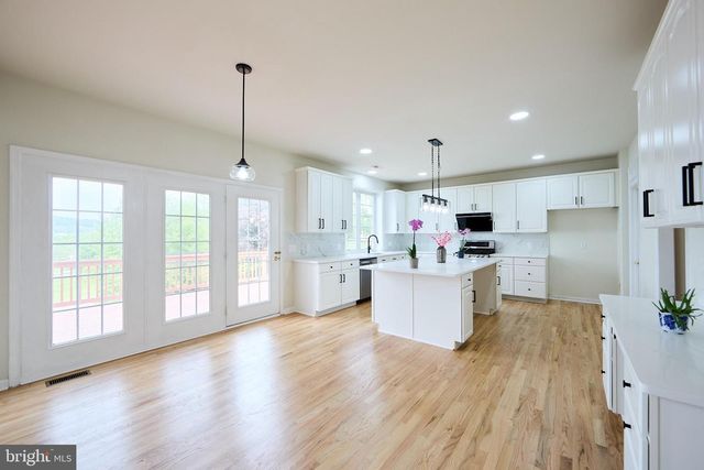 184 MAGNOLIA DR, Chester Springs, PA 19425