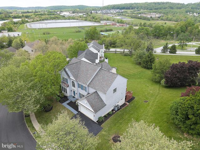 184 MAGNOLIA DR, Chester Springs, PA 19425