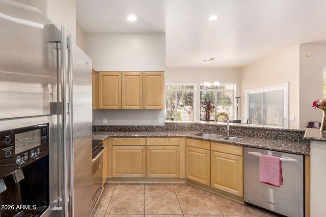 1951 W PENINSULA Circle, Chandler, AZ 85248