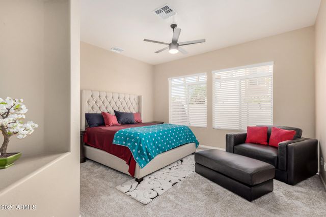 1951 W PENINSULA Circle, Chandler, AZ 85248