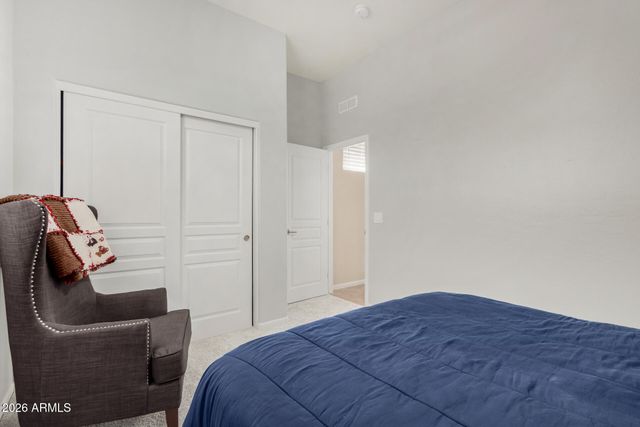 1951 W PENINSULA Circle, Chandler, AZ 85248