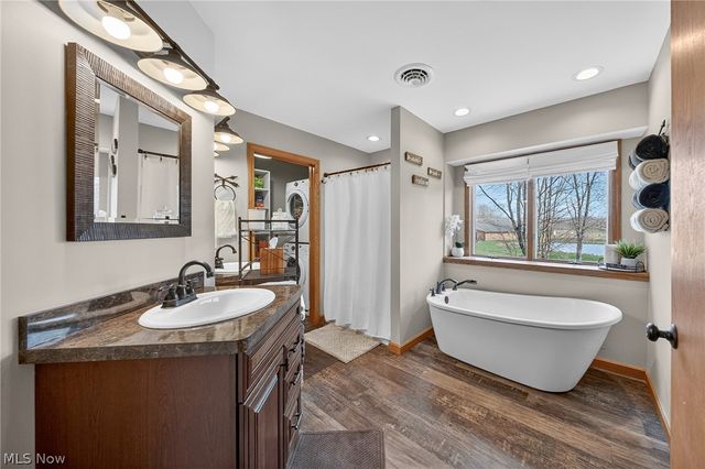 1315 Morning Star Drive, Roaming Shores, OH 44084
