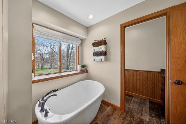 1315 Morning Star Drive, Roaming Shores, OH 44084