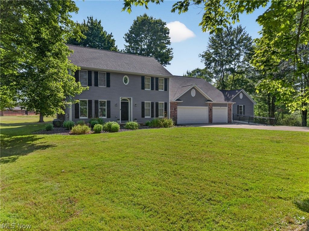 1315 Morning Star Drive, Roaming Shores, OH 44084