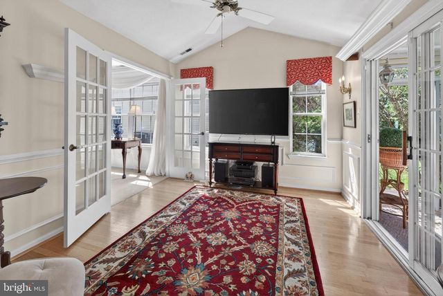 152 INDIGO DR, Mount Laurel, NJ 08054